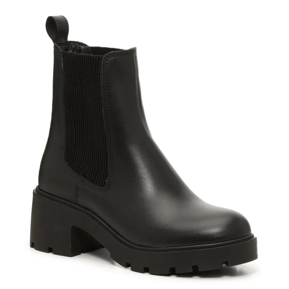 STEVE MADDEN Honored Chelsea Boot